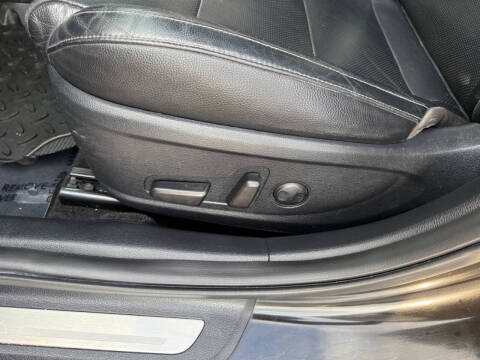 2017 Kia Cadenza Premium