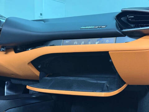 2024 Ferrari 296 GTS