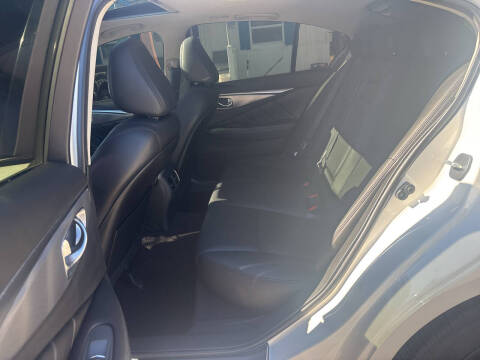 2016 Infiniti Q50 Sport