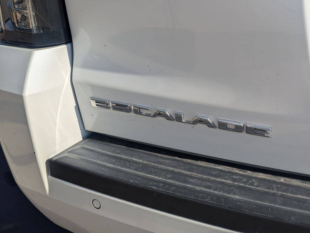 2020 Cadillac Escalade ESV for sale at Axio Auto Boise in Boise, ID