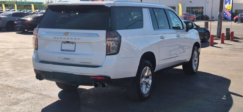 2023 Chevrolet Suburban Premier