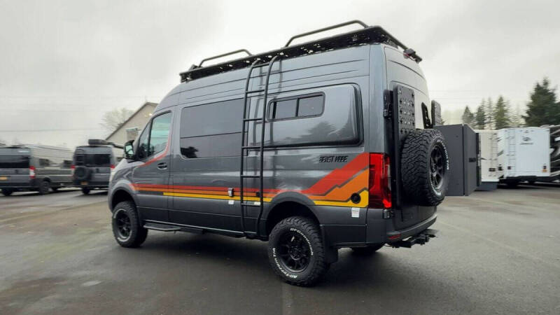 2024 Mercedes-Benz Sprinter