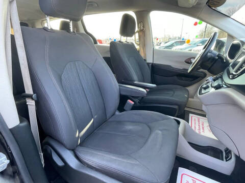 2019 Chrysler Pacifica Touring