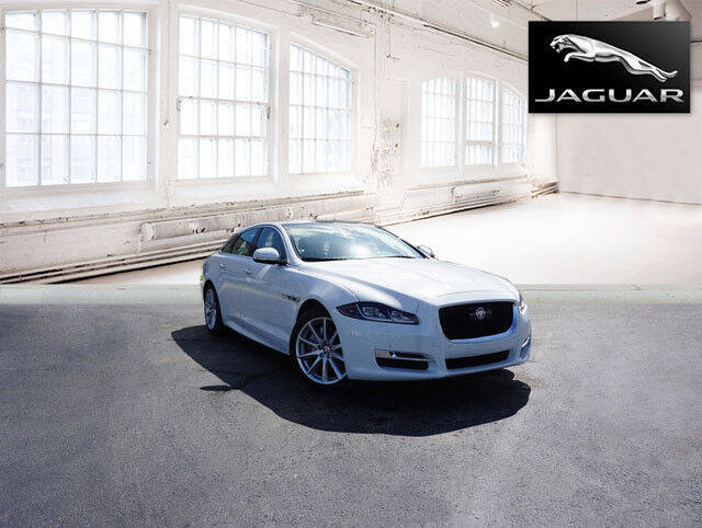 2019 Jaguar XJ R-Sport