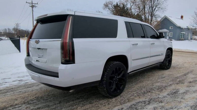 2019 Cadillac Escalade ESV Platinum