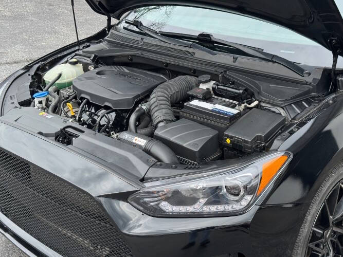 2019 Hyundai Veloster