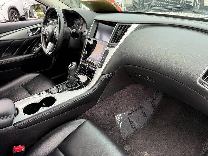 2021 Infiniti Q50 Luxe