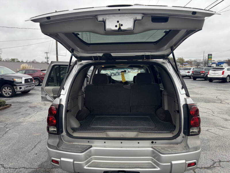 2004 Chevrolet TrailBlazer LS