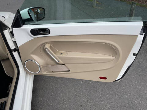 2013 Volkswagen Beetle