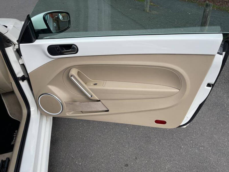 2013 Volkswagen Beetle