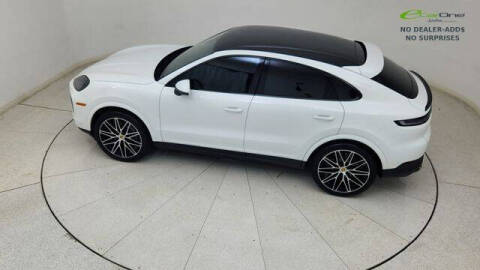 2024 Porsche Cayenne Coupe