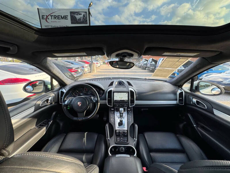 2012 Porsche Cayenne Turbo