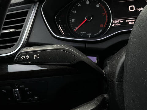 2019 Audi Q5 quattro Premium 45 TFSI