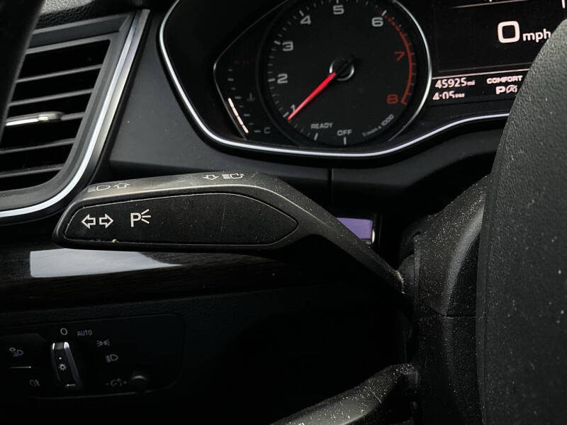 2019 Audi Q5 quattro Premium 45 TFSI