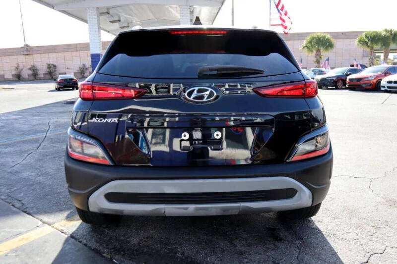 2022 Hyundai Kona SEL