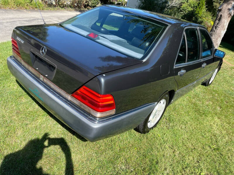 1992 Mercedes-Benz 300-Class 300 SD