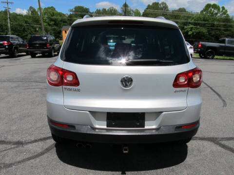 2011 Volkswagen Tiguan SEL 4Motion