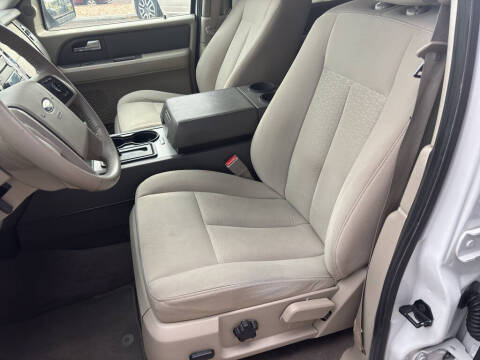 2011 Ford Expedition EL XLT