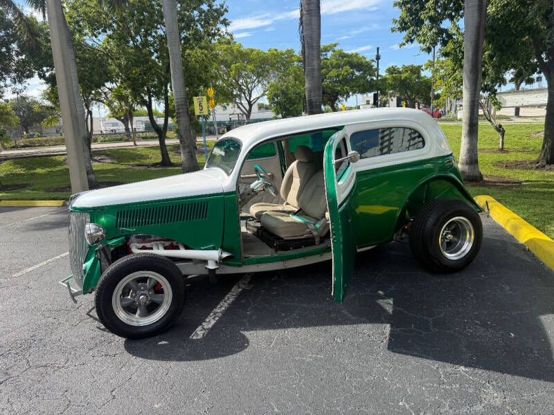 1936 Ford Slant back
