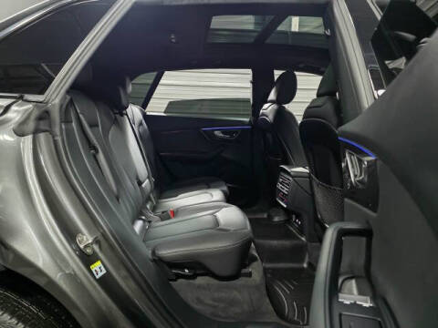 2019 Audi Q8 quattro Prestige 55 TFSI