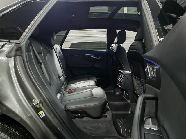 2019 Audi Q8 quattro Prestige 55 TFSI