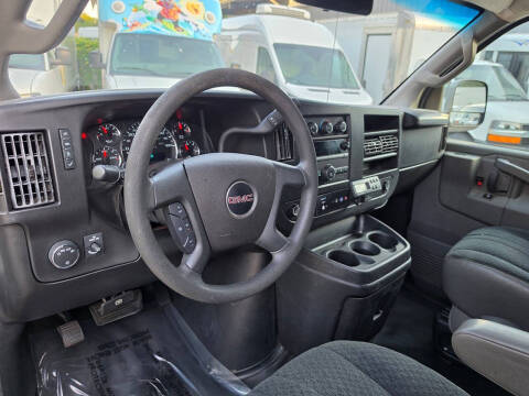 2021 GMC Savana 2500
