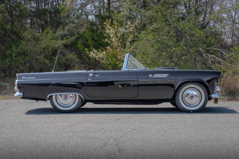 1955 Ford Thunderbird