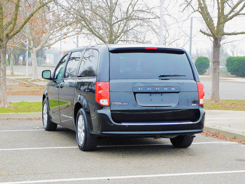 2014 Dodge Grand Caravan SE