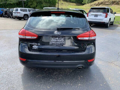 2017 Kia Forte5 LX
