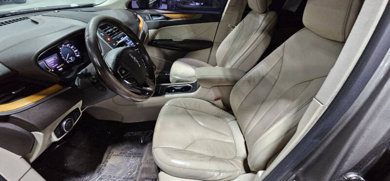 2017 Lincoln MKC Select