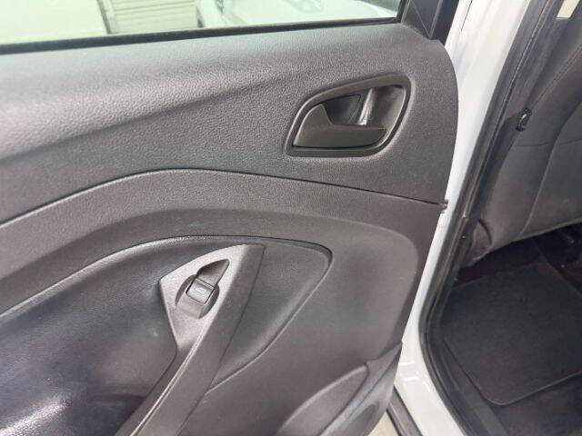 2019 Ford Escape S