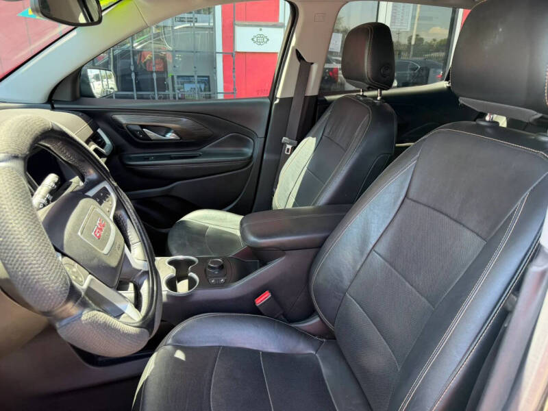 2019 GMC Terrain SLT