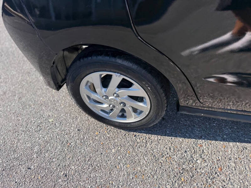 2022 Mitsubishi Mirage ES