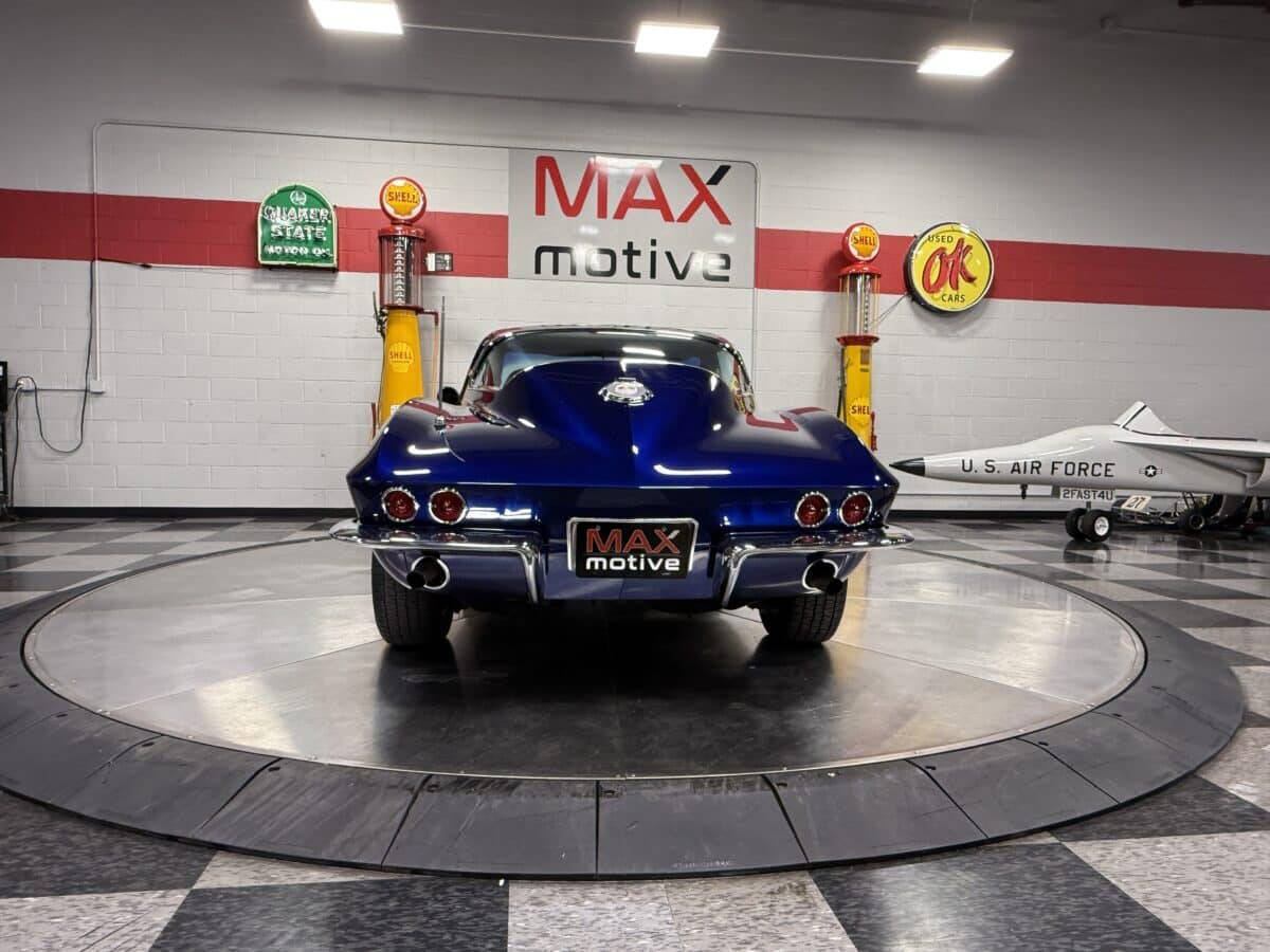 1964 Chevrolet Corvette 10