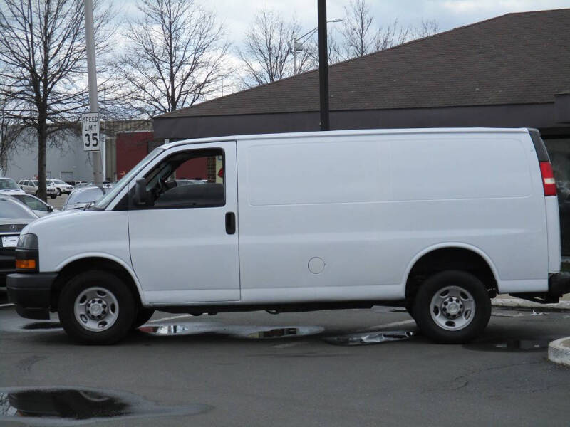 2018 Chevrolet Express 2500
