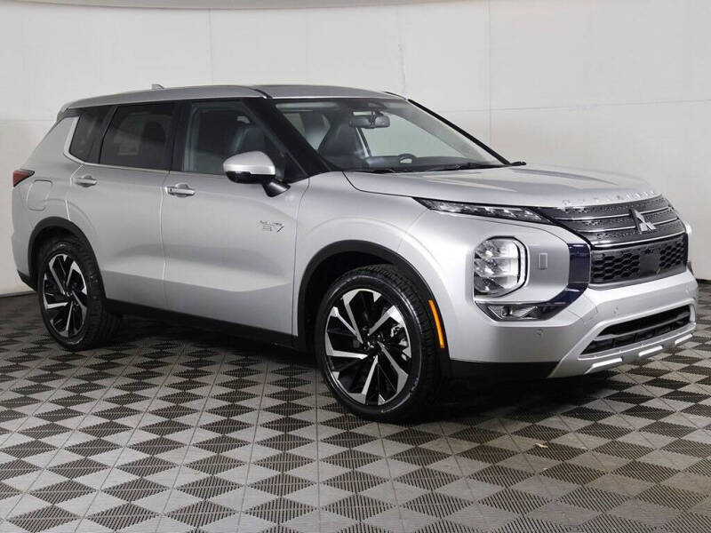 2024 Mitsubishi Outlander PHEV SE