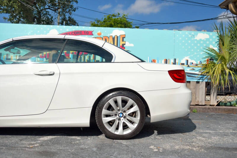 2012 BMW 3 Series 328i