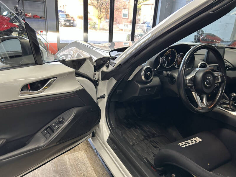 2019 Mazda MX-5 Miata RF Grand Touring