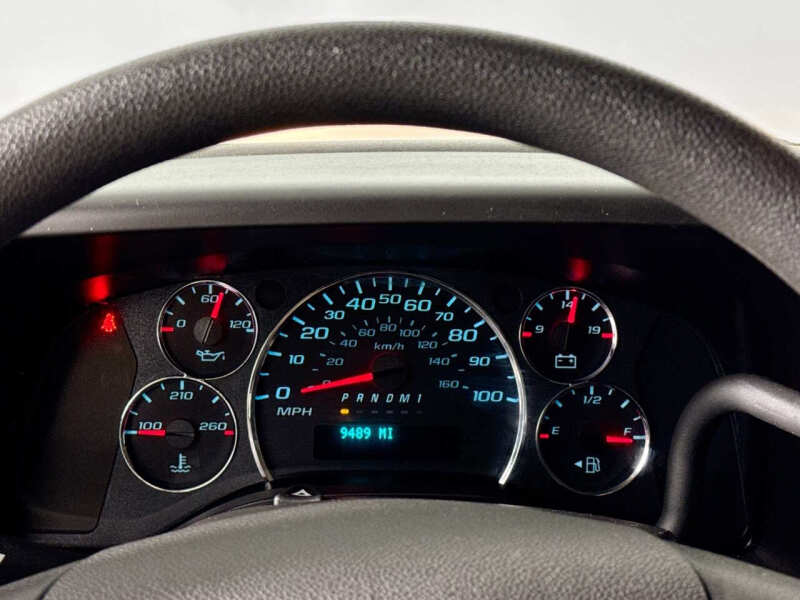 2024 GMC Savana 2500