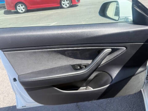 2019 Tesla Model 3 Performance