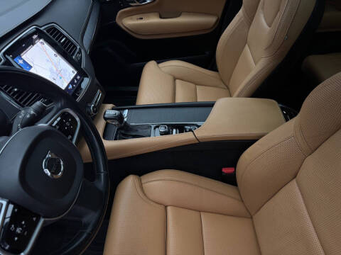 2021 Volvo XC90 T6 Inscription 7-Passenger