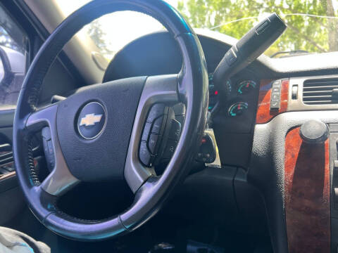 2011 Chevrolet Avalanche LT