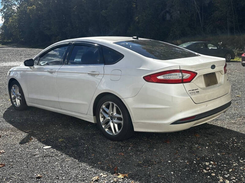 2013 Ford Fusion SE