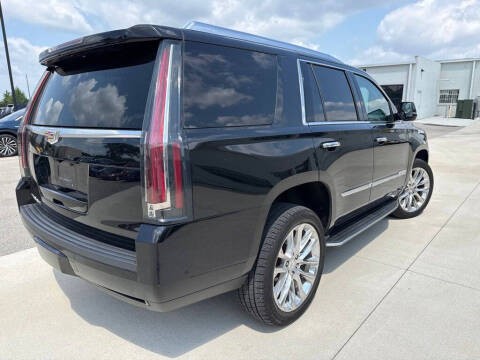 2019 Cadillac Escalade Luxury