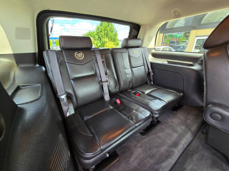 2014 Cadillac Escalade Platinum