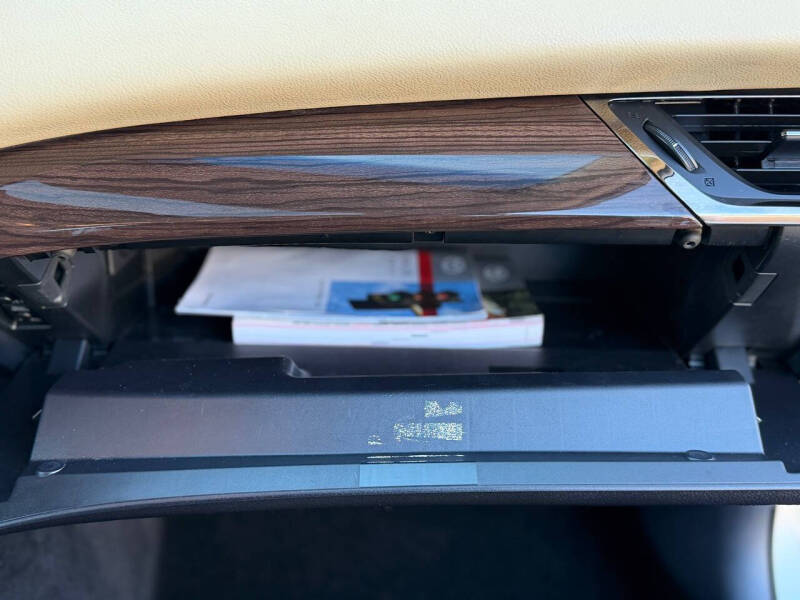 2014 Toyota Avalon Limited