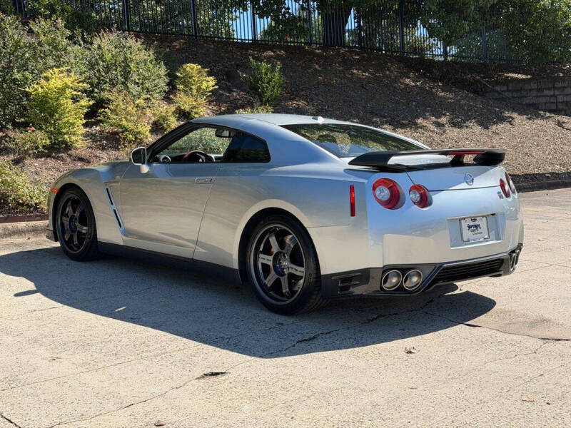 2015 Nissan GT-R Black Edition