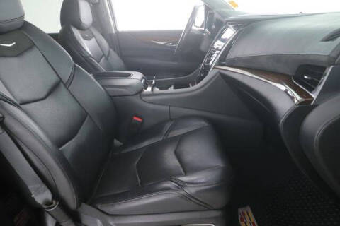 2019 Cadillac Escalade Luxury