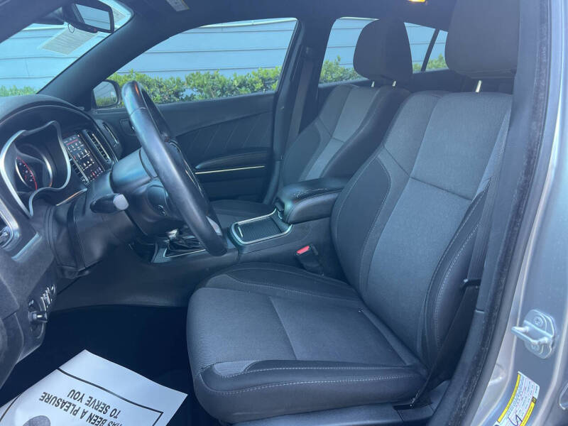 2018 Dodge Charger SXT Plus