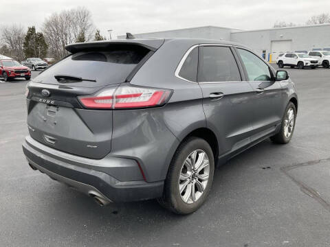 2024 Ford Edge Titanium